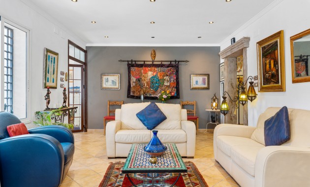 Herverkoop - Country Property -
Daya Nueva - Daya Nueva - Country