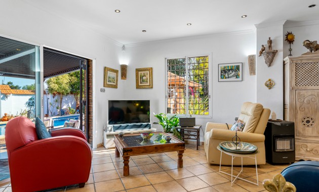 Herverkoop - Country Property -
Daya Nueva - Daya Nueva - Country