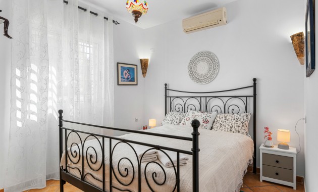 Herverkoop - Country Property -
Daya Nueva - Daya Nueva - Country