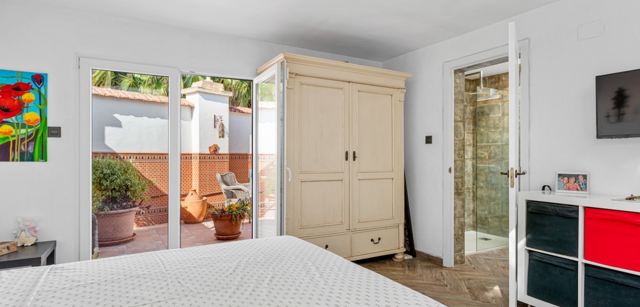 Herverkoop - Country Property -
Daya Nueva - Daya Nueva - Country