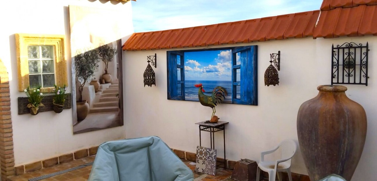 Herverkoop - Country Property -
Daya Nueva - Daya Nueva - Country