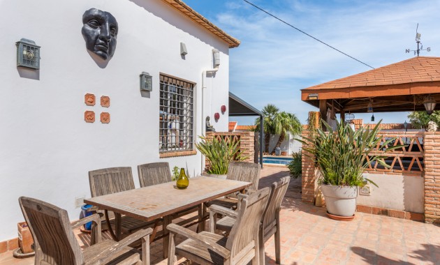 Herverkoop - Country Property -
Daya Nueva - Daya Nueva - Country