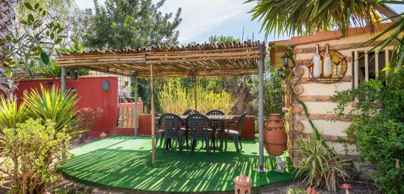 Herverkoop - Country Property -
Daya Nueva - Daya Nueva - Country