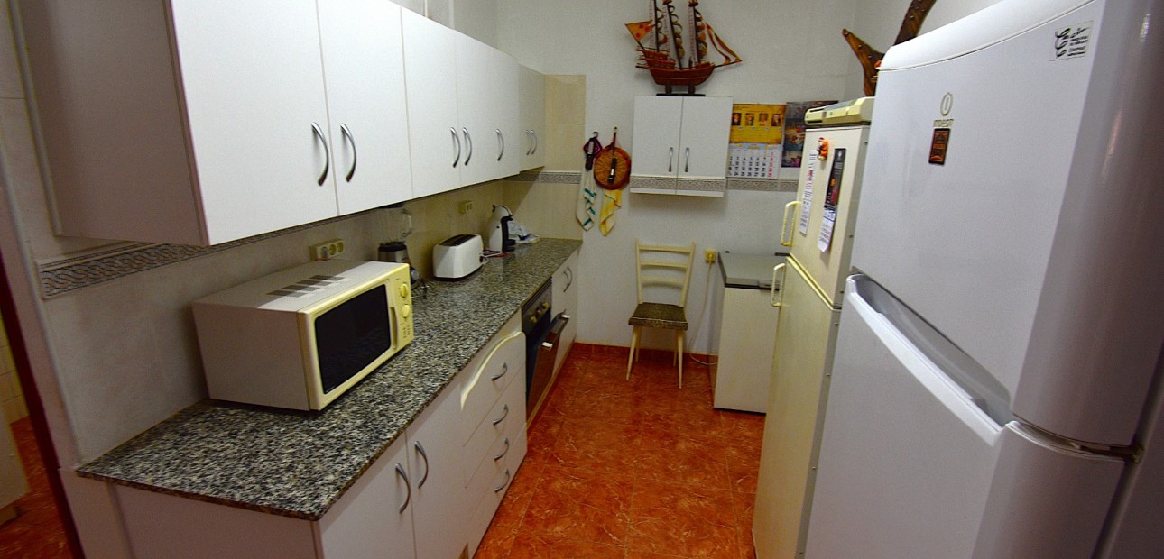 Herverkoop - Herenhuis -
Rojales - Rojales - Village