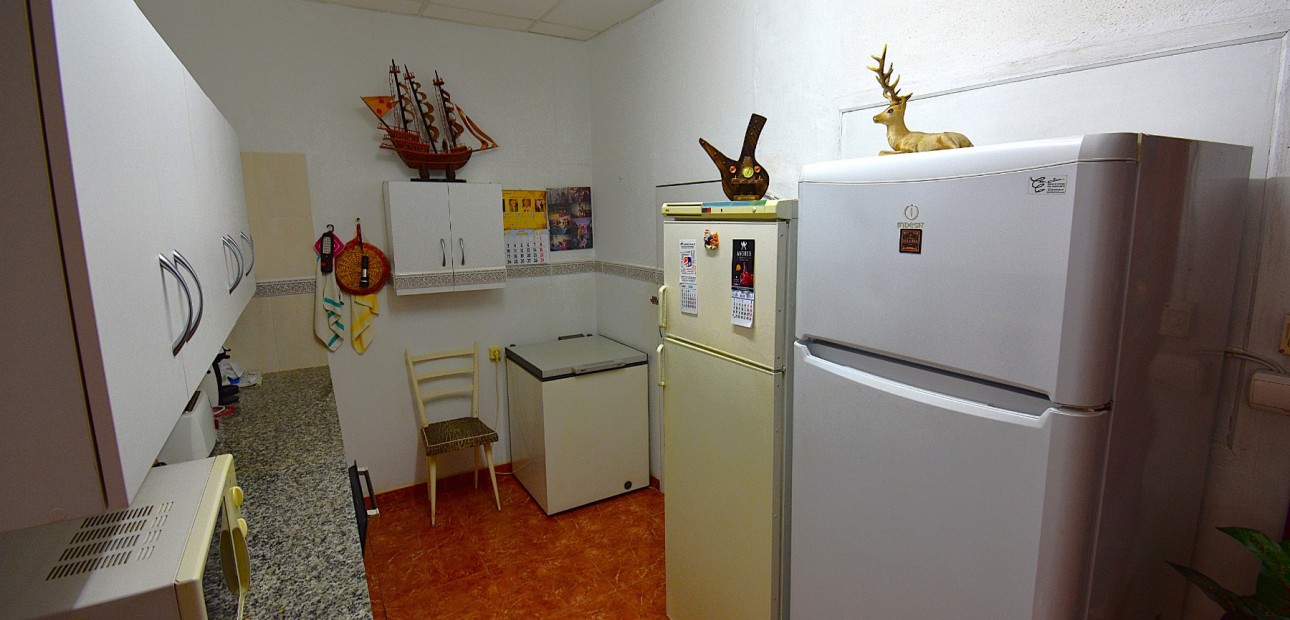 Herverkoop - Herenhuis -
Rojales - Rojales - Village