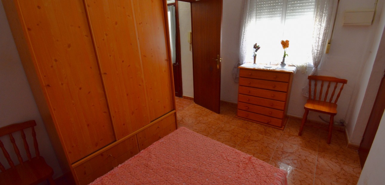 Herverkoop - Herenhuis -
Rojales - Rojales - Village