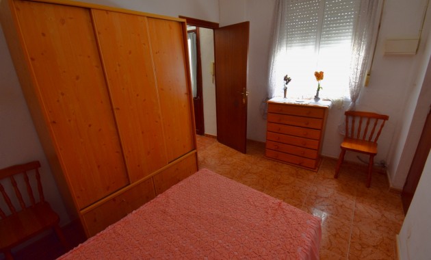 Herverkoop - Herenhuis -
Rojales - Rojales - Village