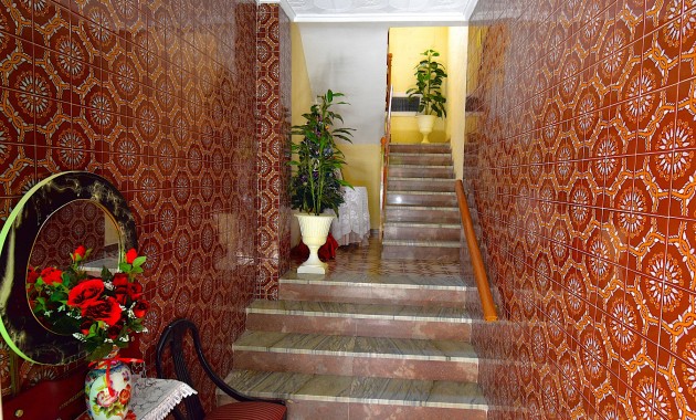 Herverkoop - Herenhuis -
Rojales - Rojales - Village