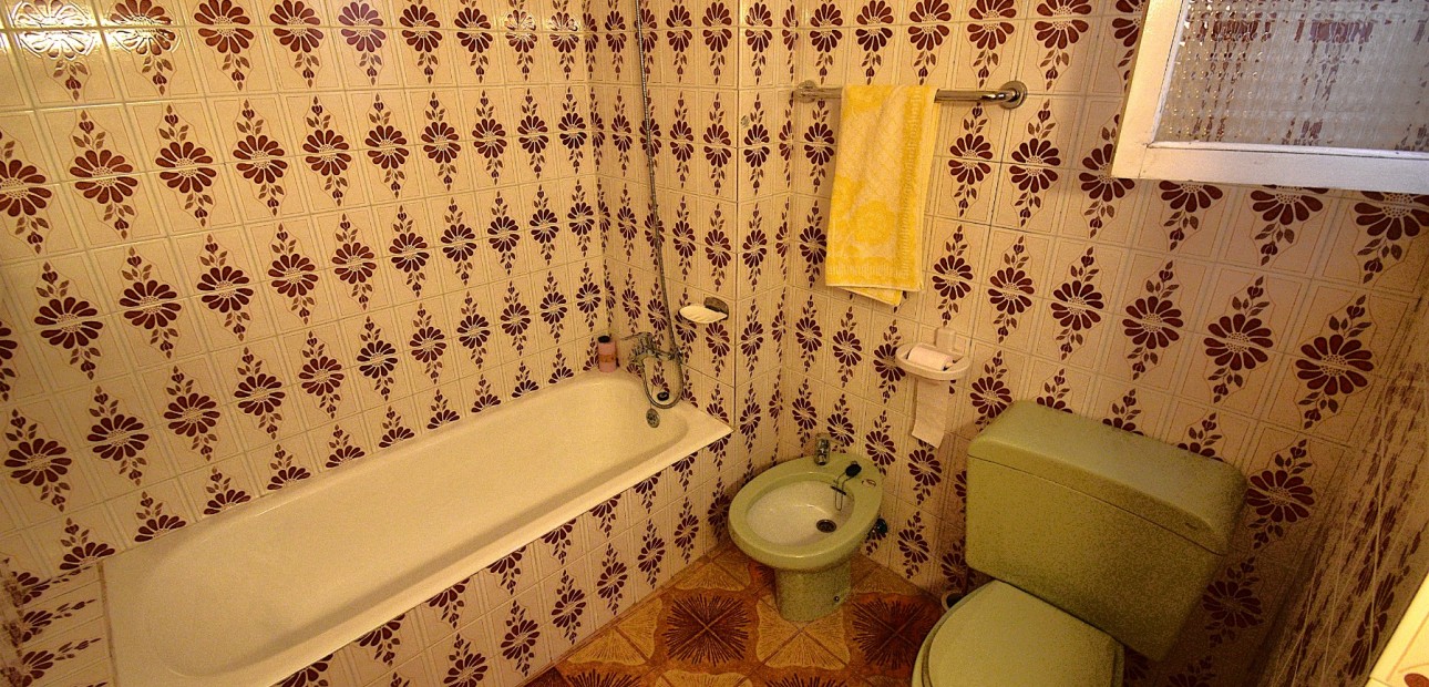 Herverkoop - Herenhuis -
Rojales - Rojales - Village