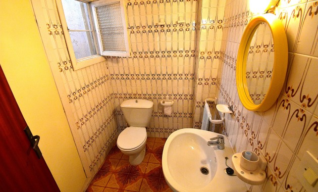 Herverkoop - Herenhuis -
Rojales - Rojales - Village