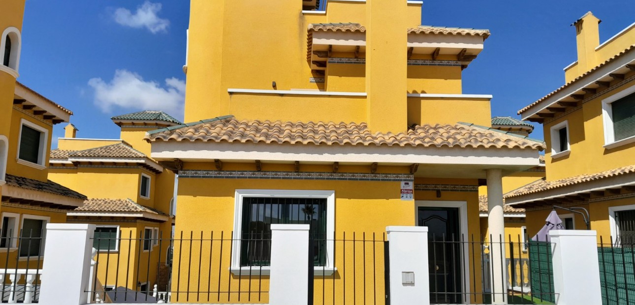 Herverkoop - Detached Villa -
Ciudad Quesada - Lo Marabu