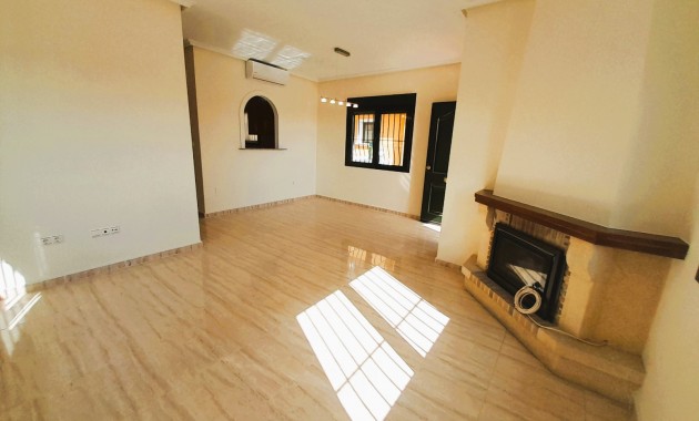 Herverkoop - Detached Villa -
Ciudad Quesada - Lo Marabu