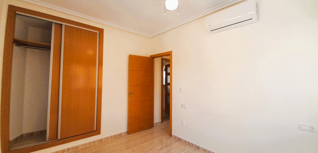 Herverkoop - Detached Villa -
Ciudad Quesada - Lo Marabu