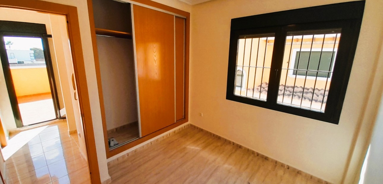 Herverkoop - Detached Villa -
Ciudad Quesada - Lo Marabu