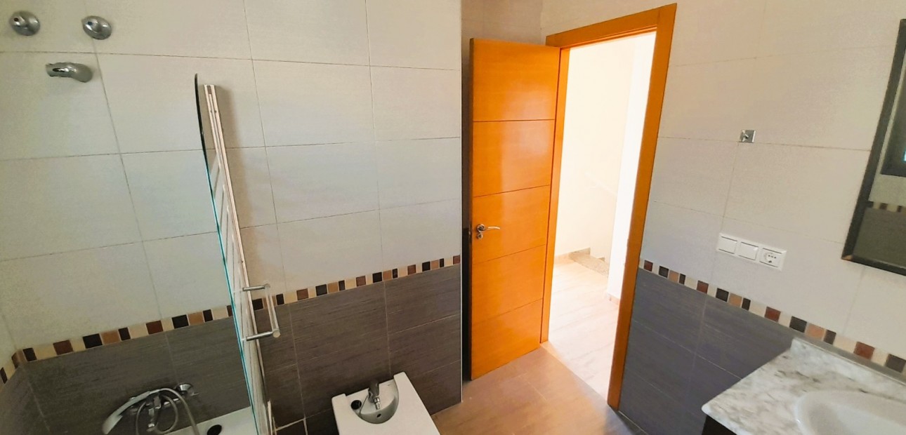 Herverkoop - Detached Villa -
Ciudad Quesada - Lo Marabu