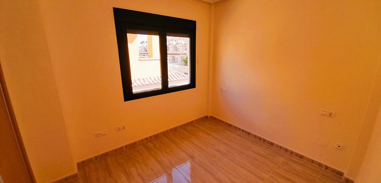 Herverkoop - Detached Villa -
Ciudad Quesada - Lo Marabu