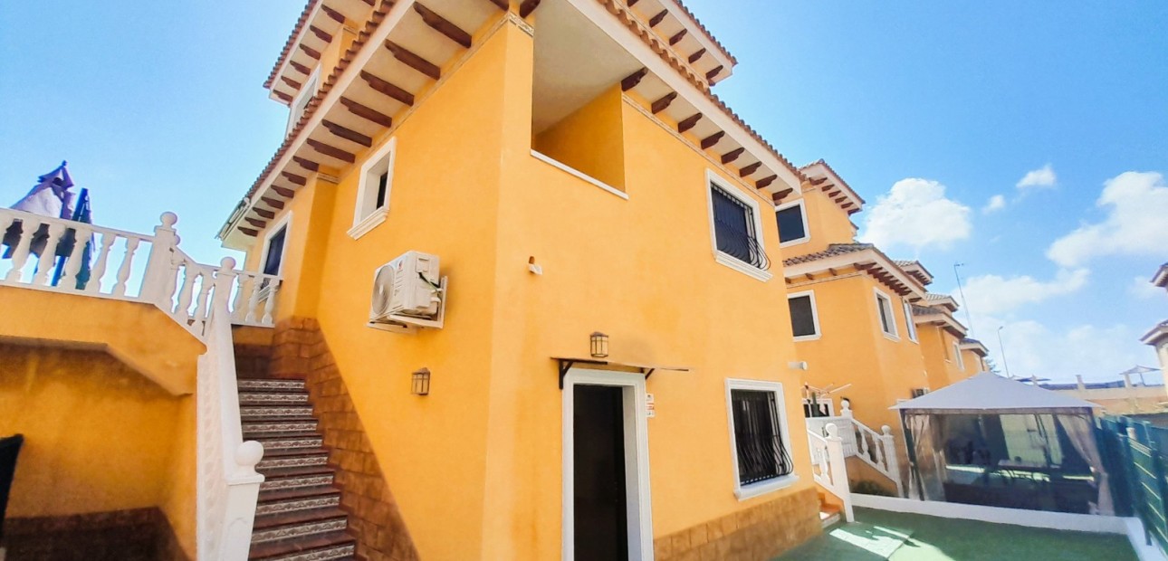 Herverkoop - Detached Villa -
Ciudad Quesada - Lo Marabu