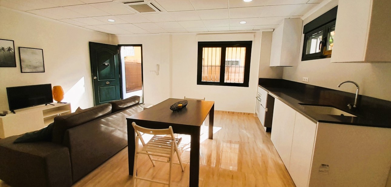 Herverkoop - Semi Detached Villa -
Ciudad Quesada - Lo Marabu