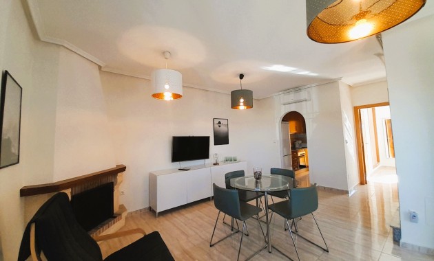 Herverkoop - Semi Detached Villa -
Ciudad Quesada - Lo Marabu