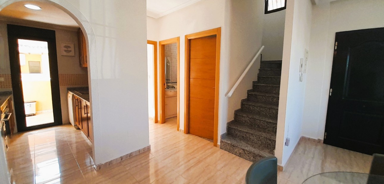 Herverkoop - Semi Detached Villa -
Ciudad Quesada - Lo Marabu