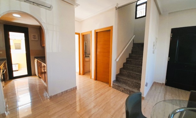 Herverkoop - Semi Detached Villa -
Ciudad Quesada - Lo Marabu