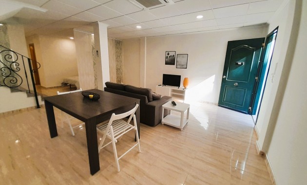 Herverkoop - Semi Detached Villa -
Ciudad Quesada - Lo Marabu