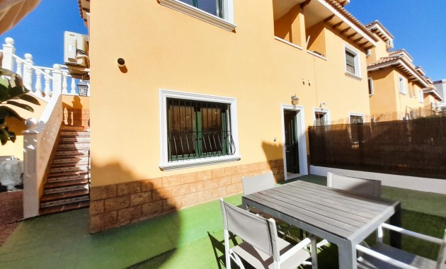 Herverkoop - Semi Detached Villa -
Ciudad Quesada - Lo Marabu