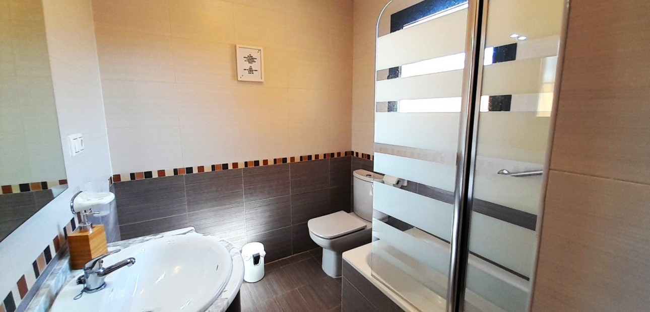 Herverkoop - Semi Detached Villa -
Ciudad Quesada - Lo Marabu