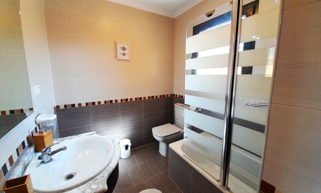 Herverkoop - Semi Detached Villa -
Ciudad Quesada - Lo Marabu