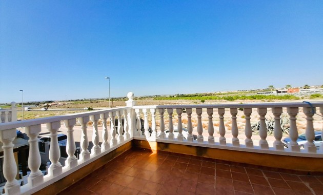 Herverkoop - Semi Detached Villa -
Ciudad Quesada - Lo Marabu