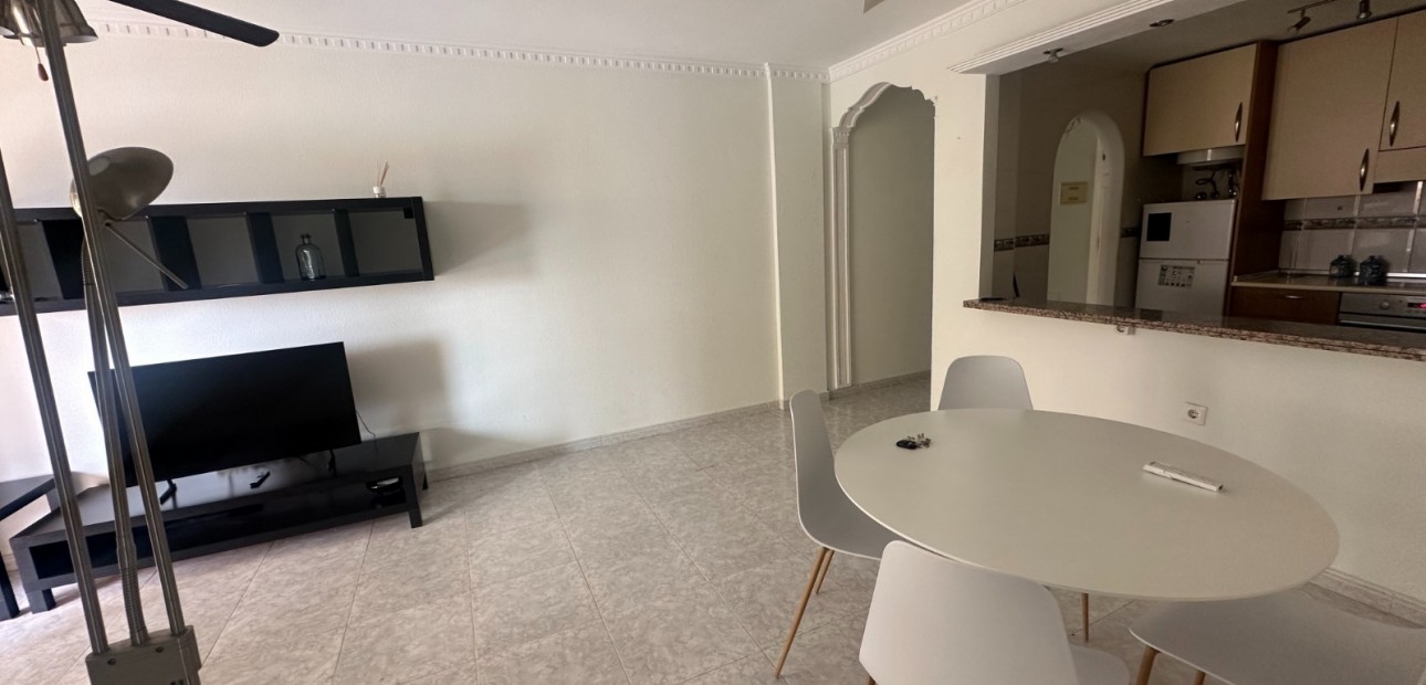 Herverkoop - Appartement / flat -
Algorfa