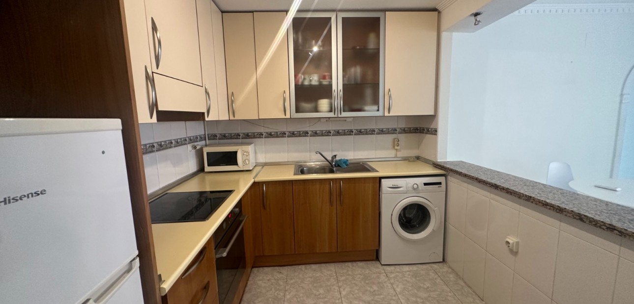 Herverkoop - Appartement / flat -
Algorfa