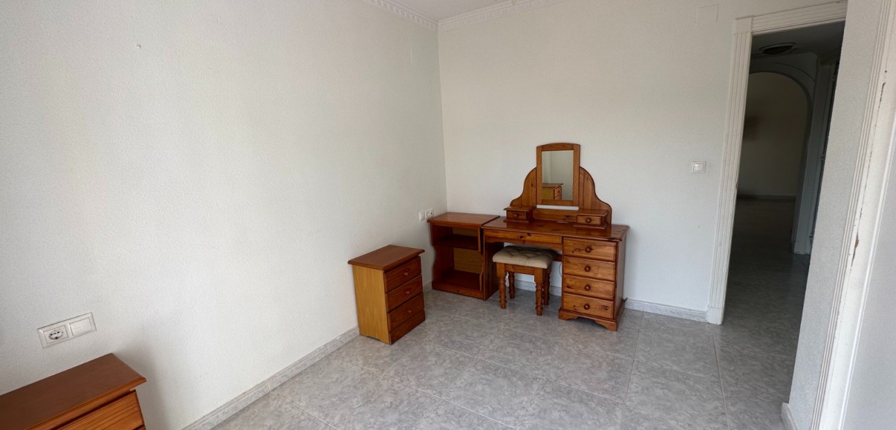 Herverkoop - Appartement / flat -
Algorfa