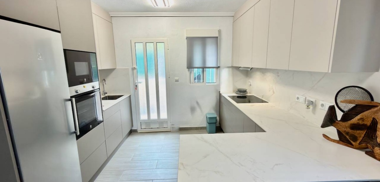 Herverkoop - Villa -
Ciudad Quesada