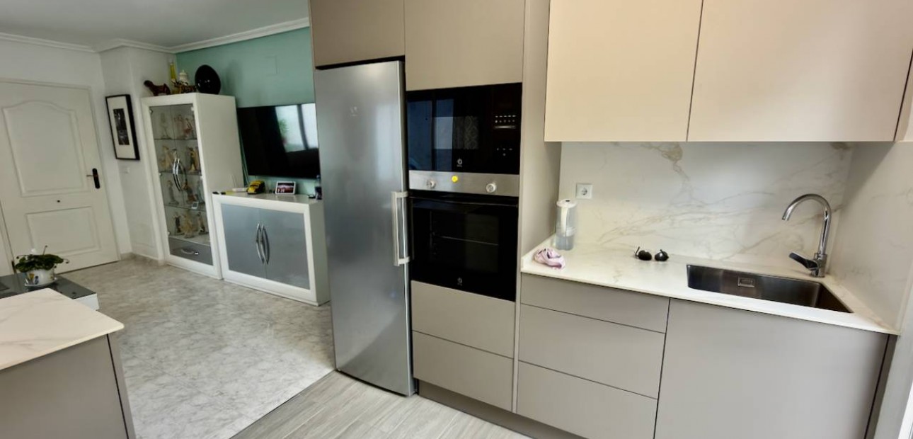 Herverkoop - Villa -
Ciudad Quesada