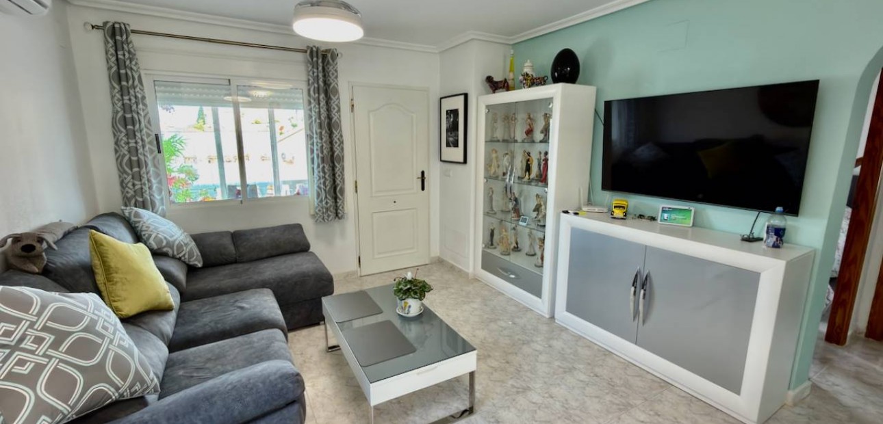 Herverkoop - Villa -
Ciudad Quesada