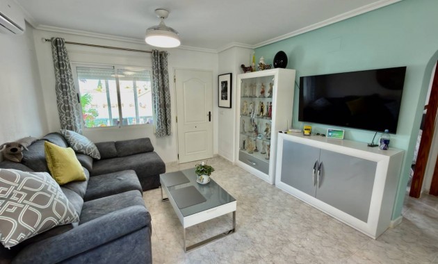 Herverkoop - Villa -
Ciudad Quesada