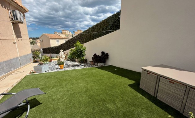 Herverkoop - Villa -
Ciudad Quesada