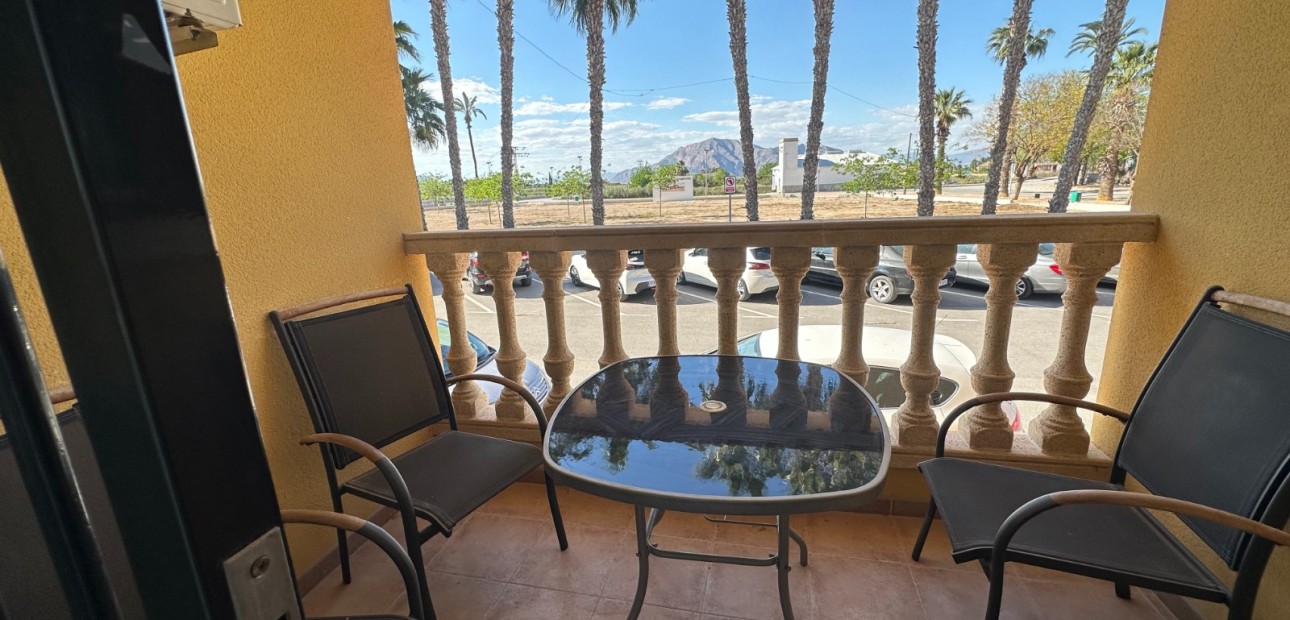 Sale - Apartment / flat -
Jacarilla