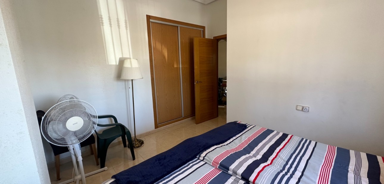 Sale - Apartment / flat -
Jacarilla