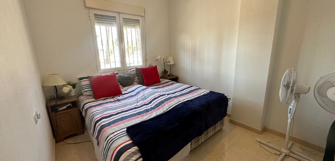 Sale - Apartment / flat -
Jacarilla