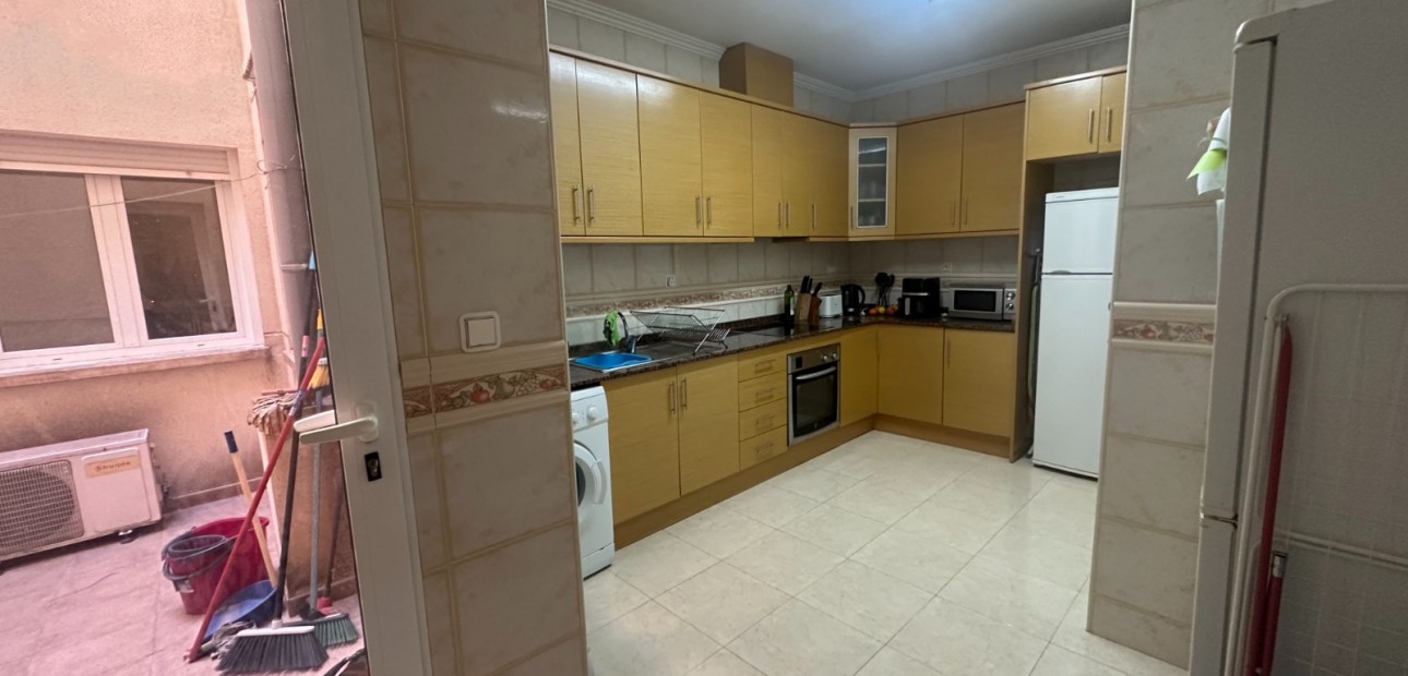 Sale - Apartment / flat -
Jacarilla