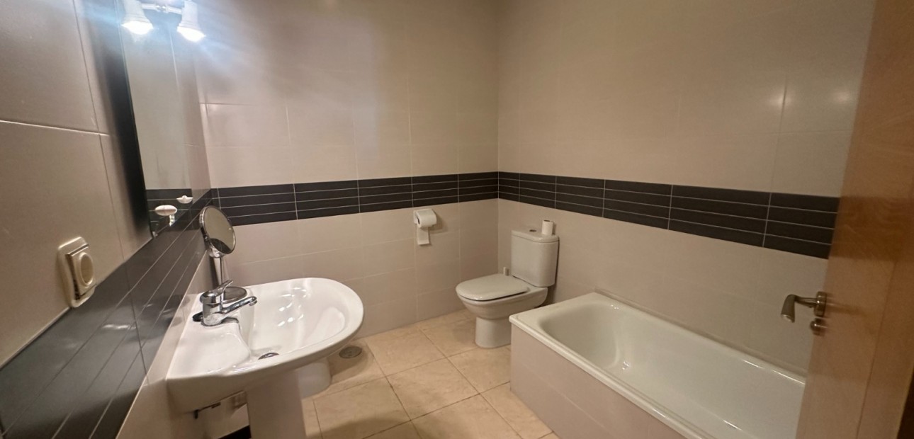 Sale - Apartment / flat -
Jacarilla