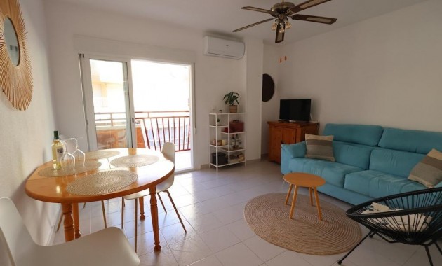 Herverkoop - Appartement / flat -
Torrevieja - Centro