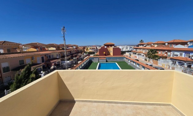Herverkoop - duplex -
Torrevieja - Torretas