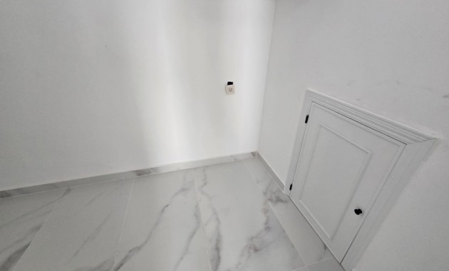 Herverkoop - duplex -
Torrevieja - Torretas