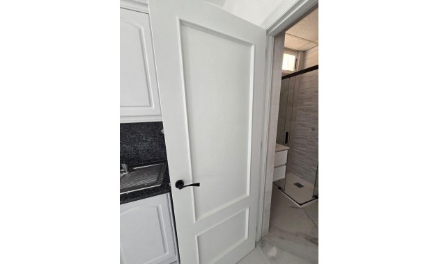 Herverkoop - duplex -
Torrevieja - Torretas