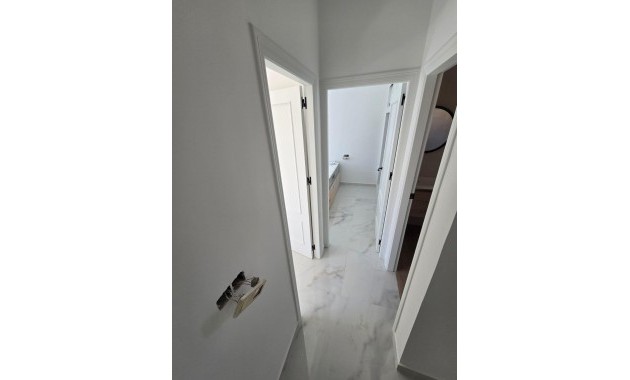 Herverkoop - duplex -
Torrevieja - Torretas