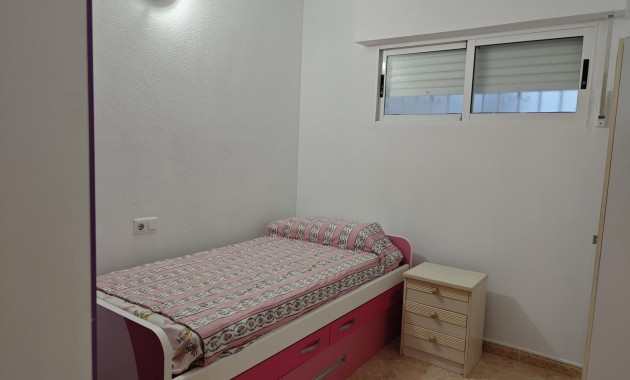 Herverkoop - Appartement / flat -
Torrevieja - Parque de las Naciones