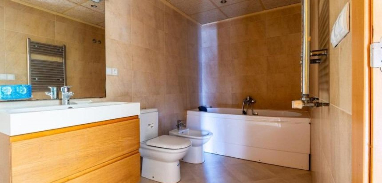 Herverkoop - Villa -
Orihuela Costa - PAU 8